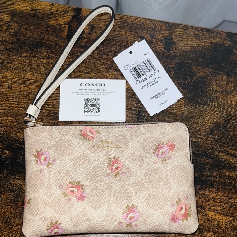 NWT Coach Cream and Pink Floral Clutch Wristlet